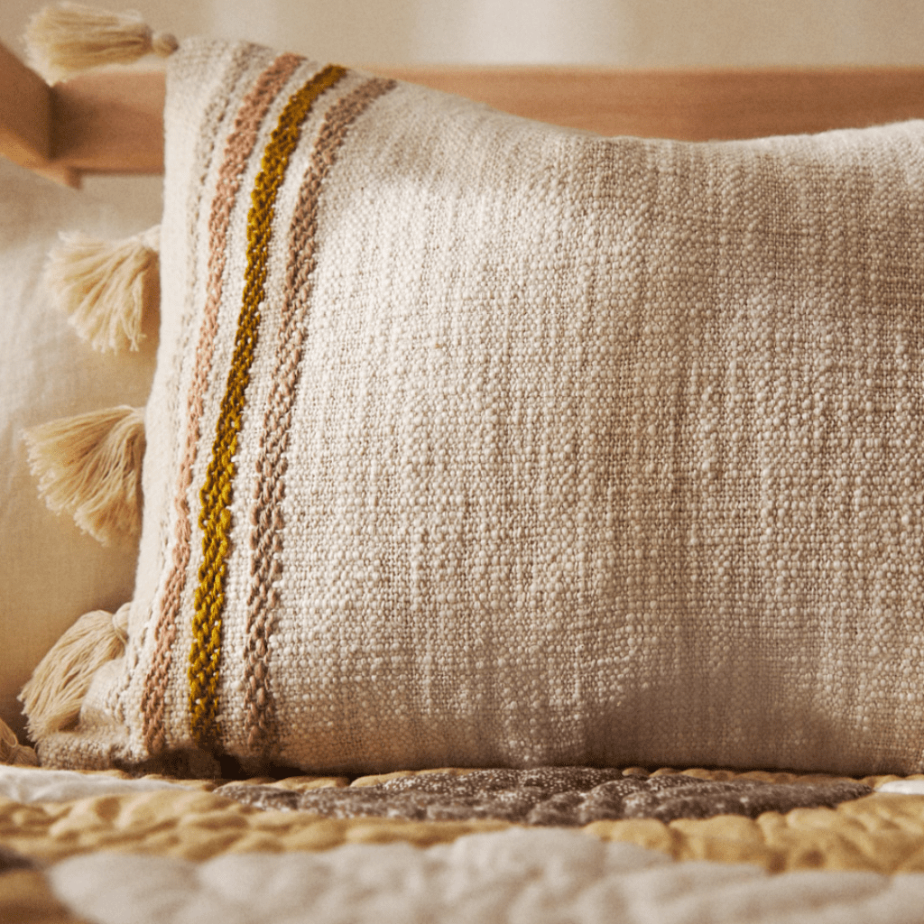 Pompom throw pillow cover - Zara Home - 35.90$ affordable throw pillow brooklyn interior designer